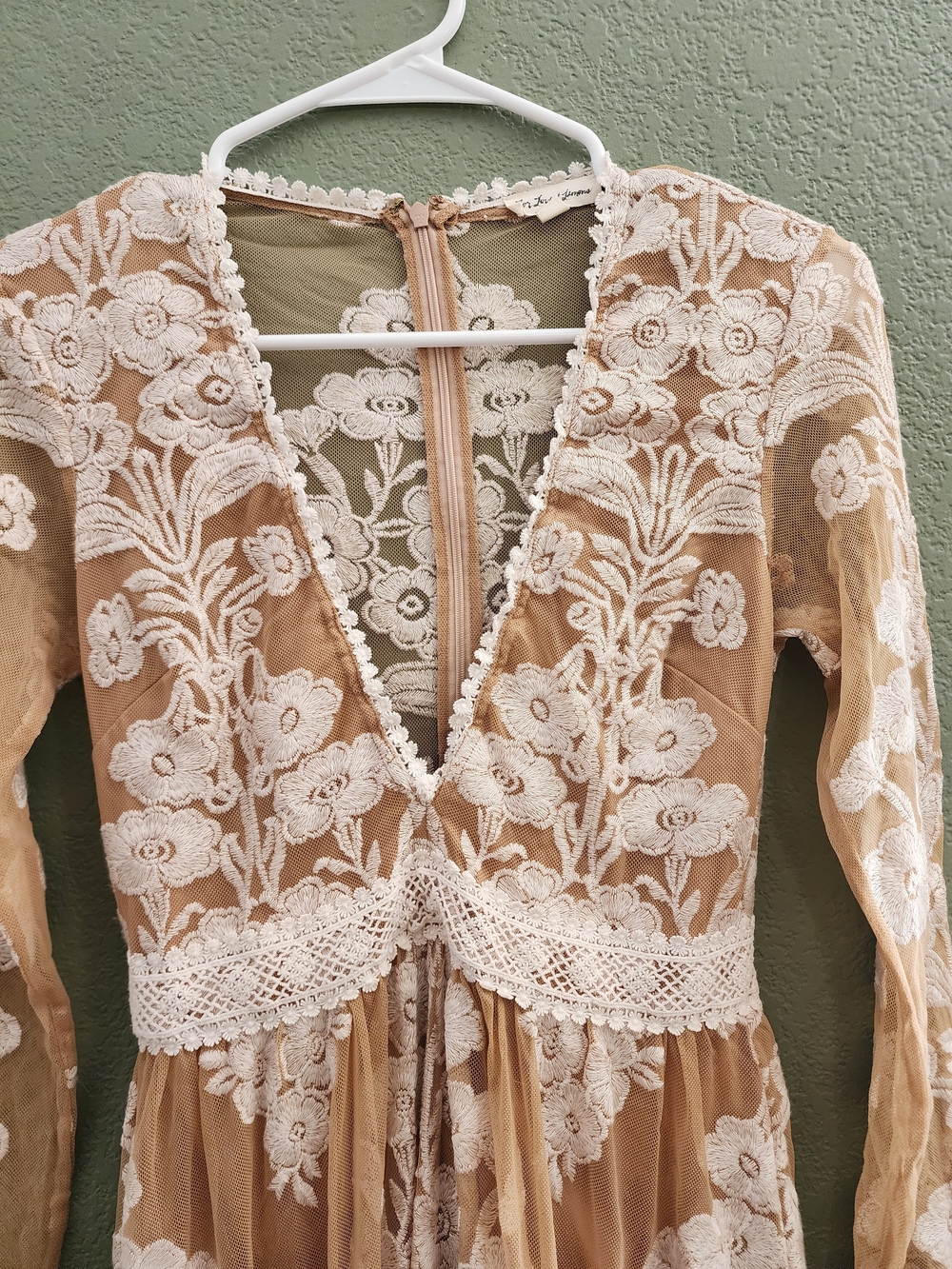 Long Sleeve Lace Overlay Maxi Dress in Beige and Ivory - Picture 2 of 8
